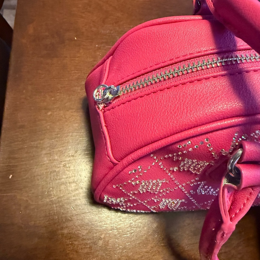 Juicy Couture Pink and Cream Bag Set - Picture 2 of 4